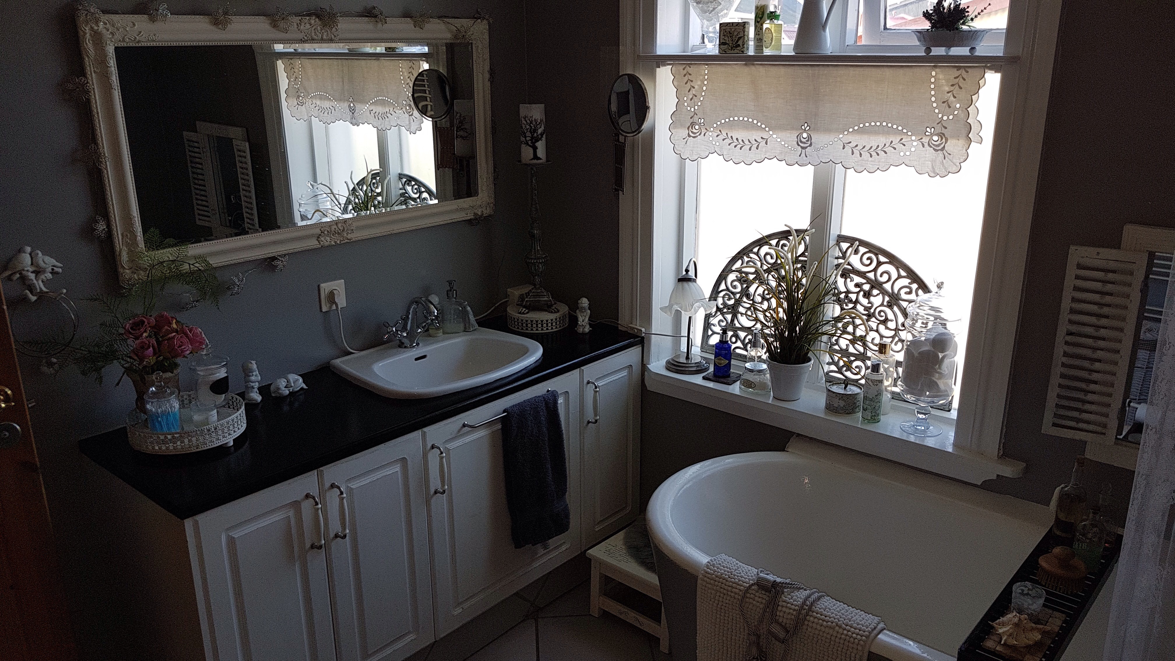 C85652B0-F89E-4568-BCC2-5F11934E72C9